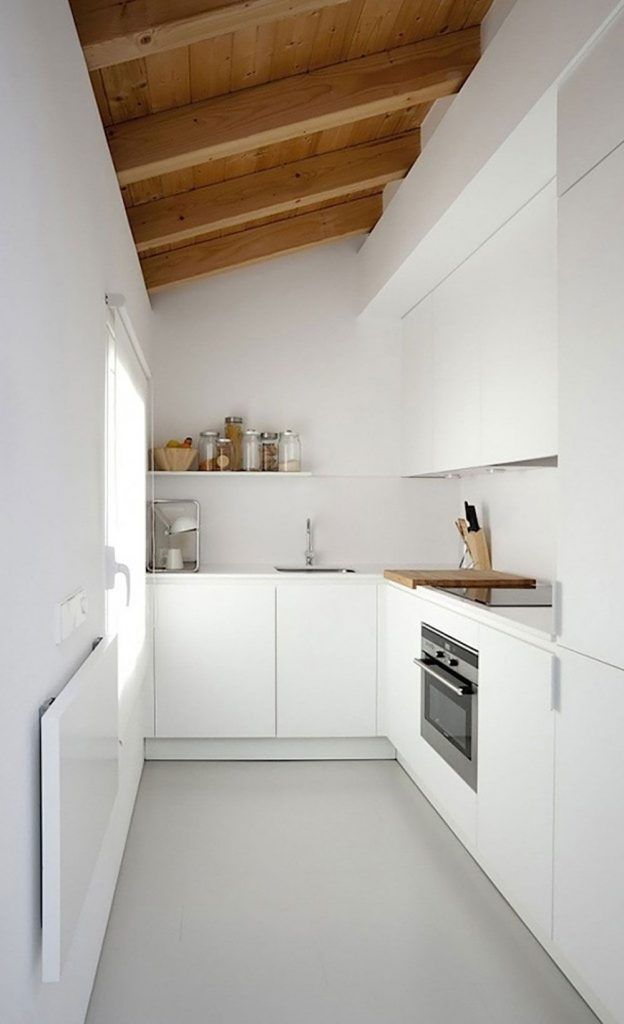 Imagen de una cocina totalmente blanca